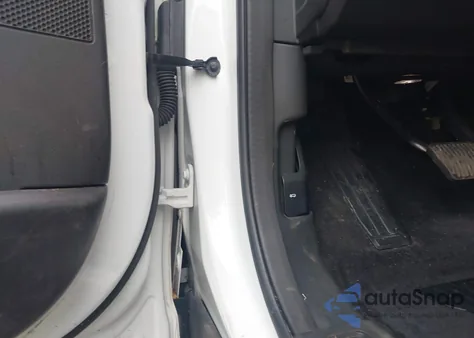 2018 Land Rover Discovery Hse Luxury from USA, damaged, VIN SALRT2RV1JA056722